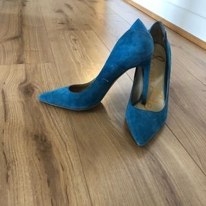 Blue suede pumps